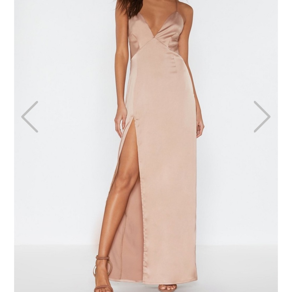 Pink/nude gown